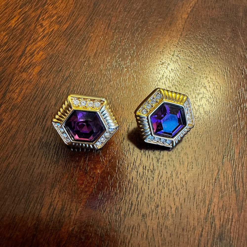 Swarovski vintage stud earrings